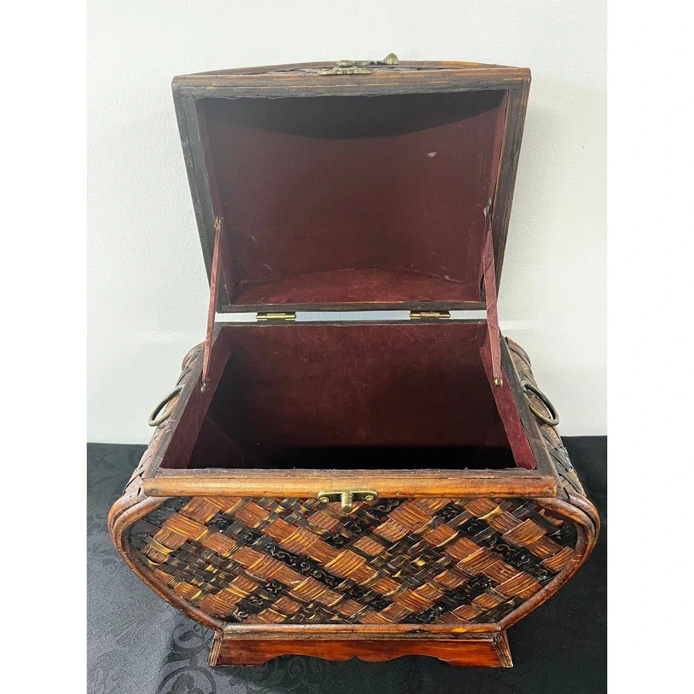 N/A vintage wooden